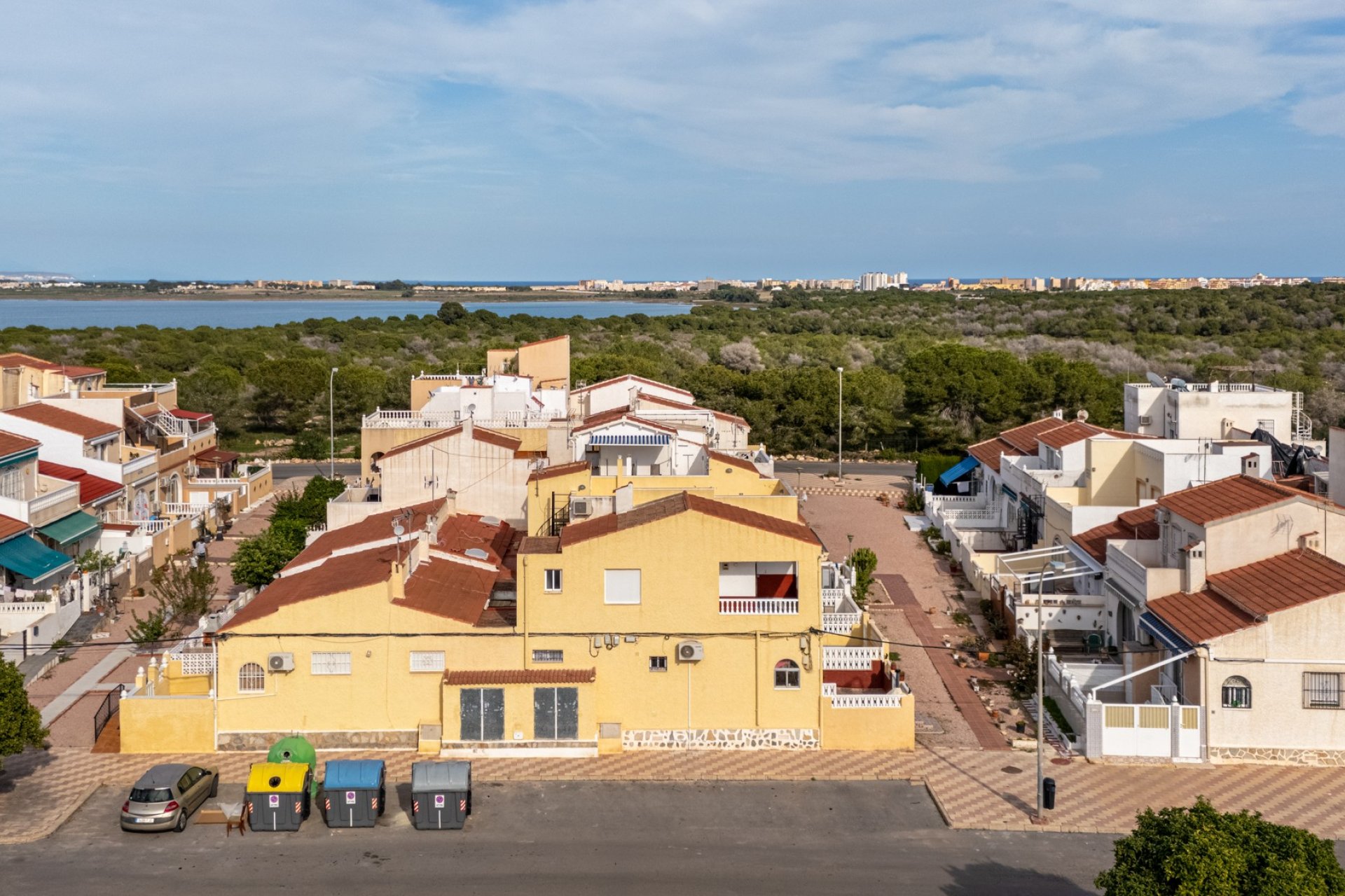 Resale - Villa - Torrevieja - La Siesta