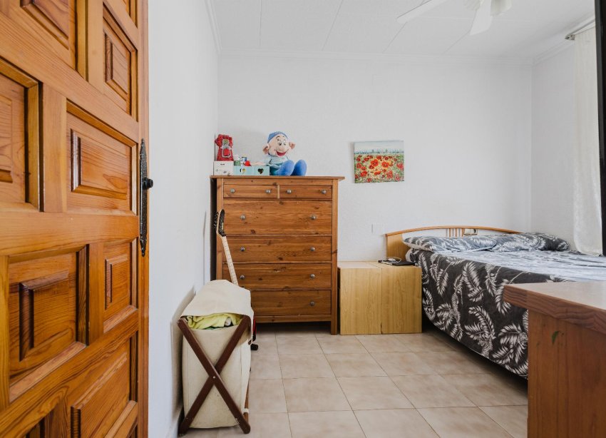 Resale - Villa - Torrevieja - La Siesta