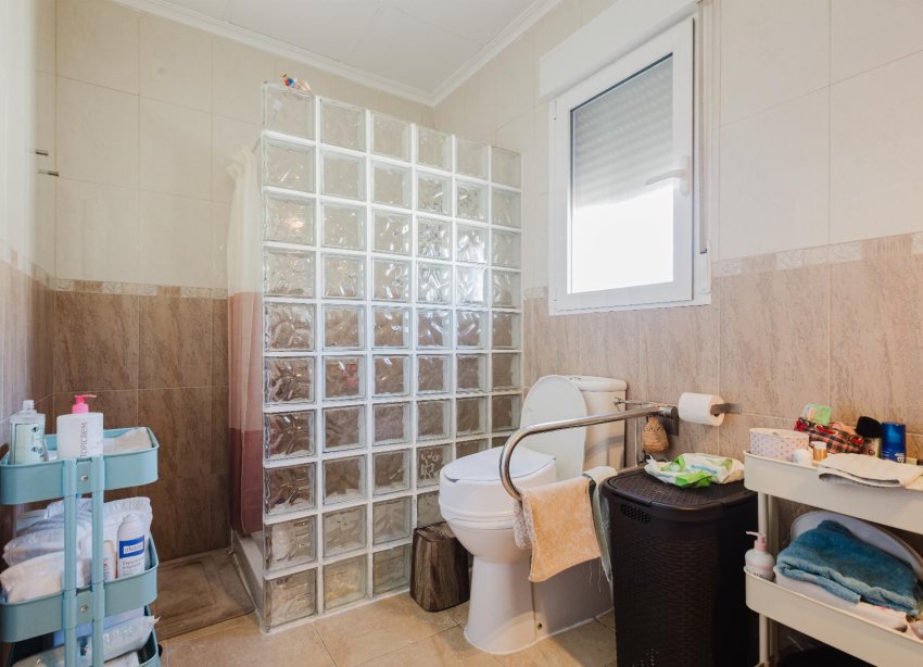 Resale - Villa - Torrevieja - La Siesta