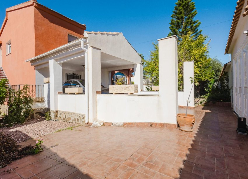 Resale - Villa - Torrevieja - La Siesta