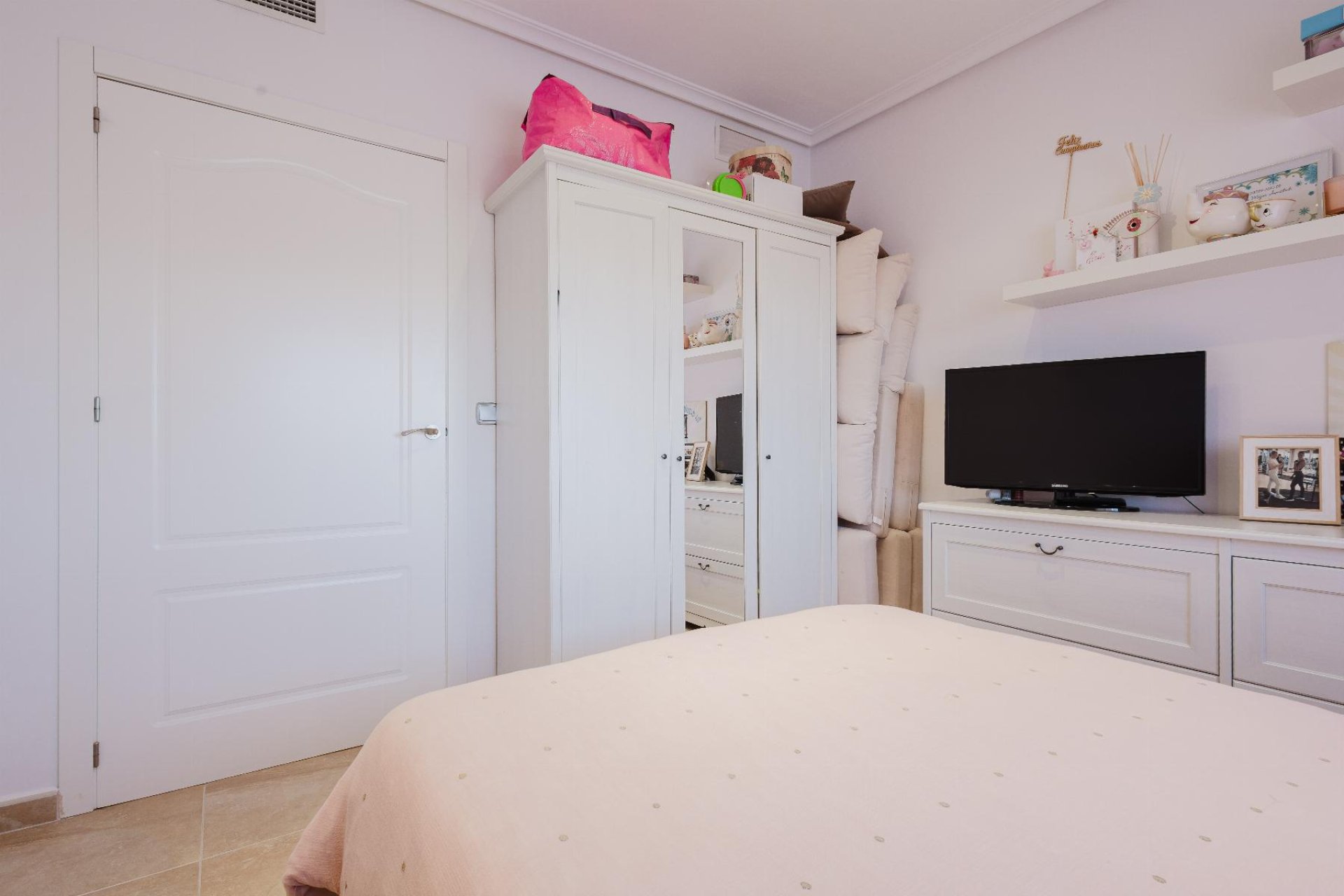 Resale - Villa - Torrevieja - La Siesta