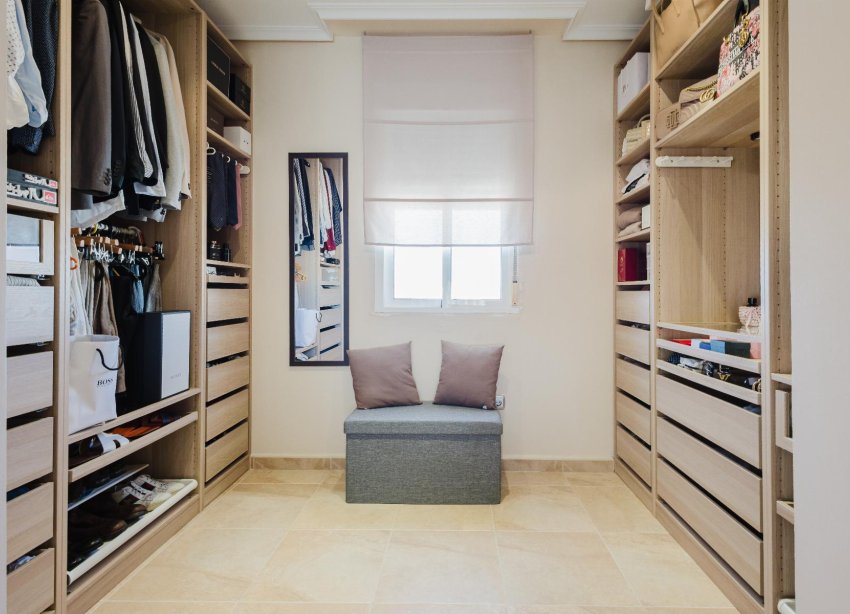 Resale - Villa - Torrevieja - La Siesta