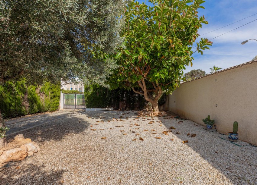 Resale - Villa - Torrevieja - La siesta