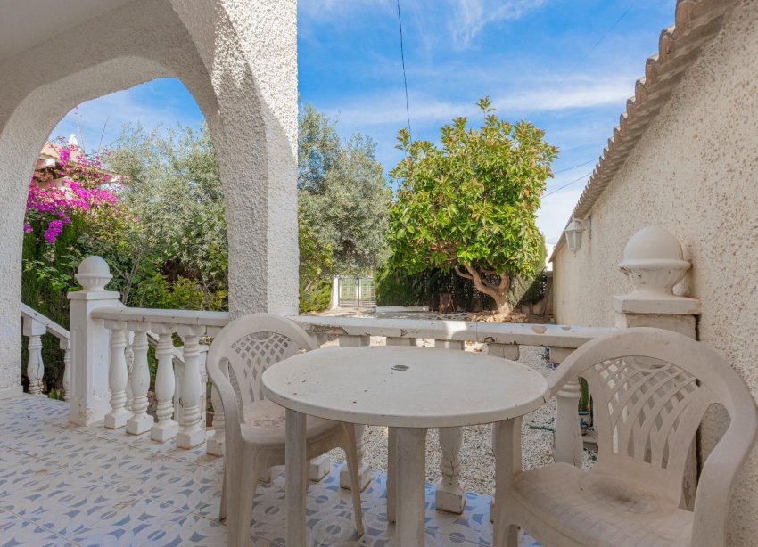 Resale - Villa - Torrevieja - La siesta