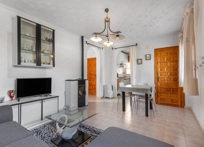 Resale - Villa - Torrevieja - La siesta