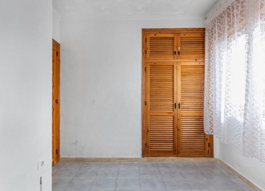 Resale - Villa - Torrevieja - La siesta