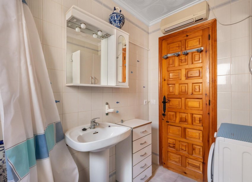 Resale - Villa - Torrevieja - La siesta