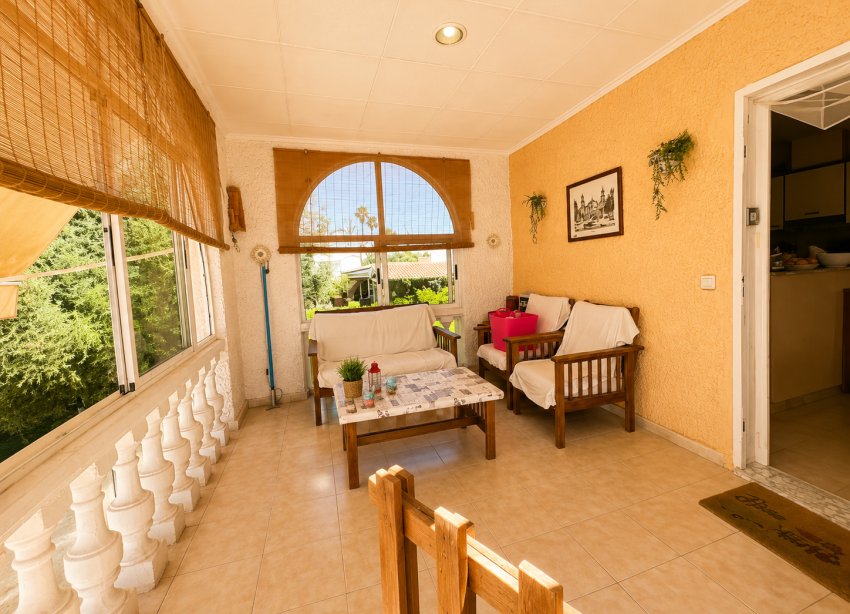 Resale - Villa - Torrevieja - La Siesta