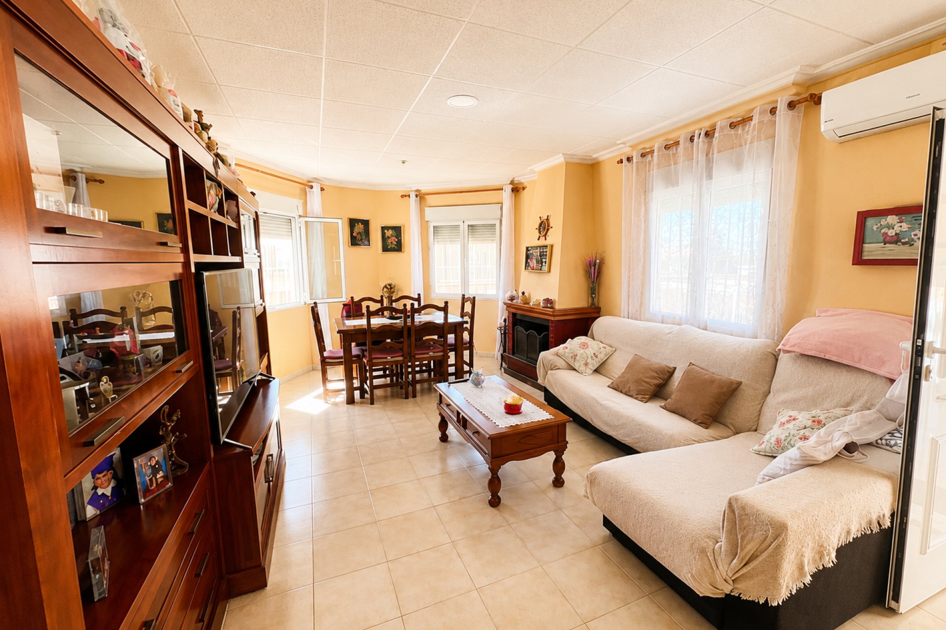 Resale - Villa - Torrevieja - La Siesta