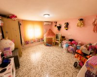 Resale - Villa - Torrevieja - La Siesta