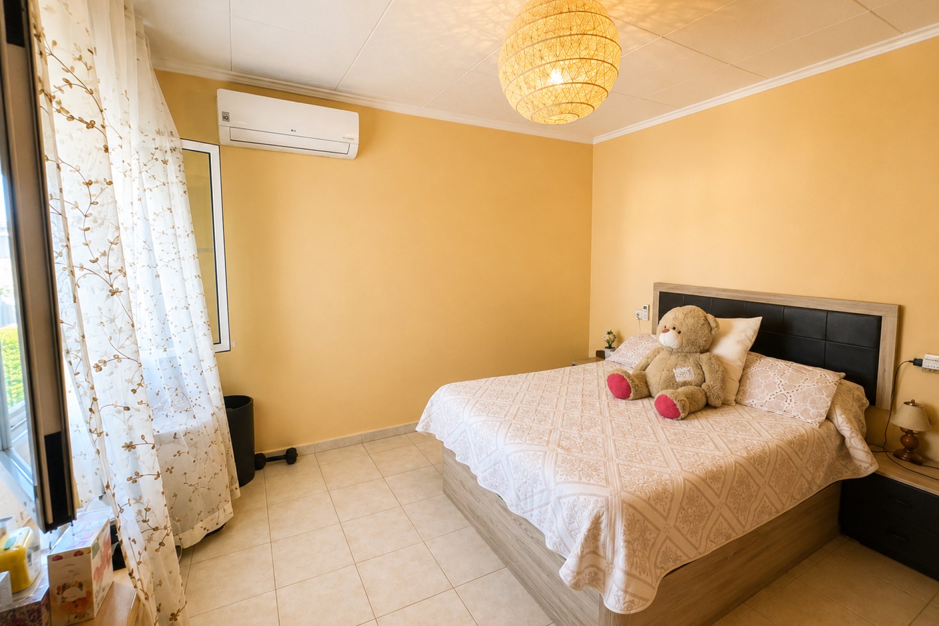 Resale - Villa - Torrevieja - La Siesta