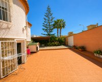 Resale - Villa - Torrevieja - La Siesta