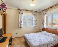 Resale - Villa - Torrevieja - La Veleta