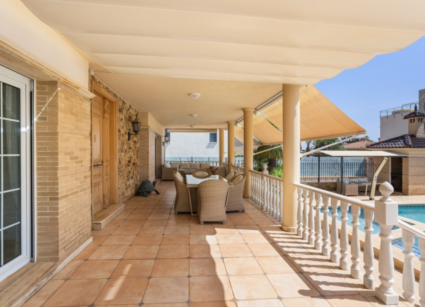 Resale - Villa - Torrevieja - La Veleta