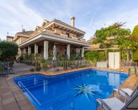 Resale - Villa - Torrevieja - La Veleta