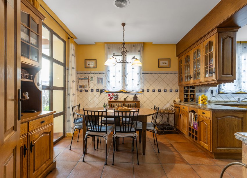 Resale - Villa - Torrevieja - La Veleta