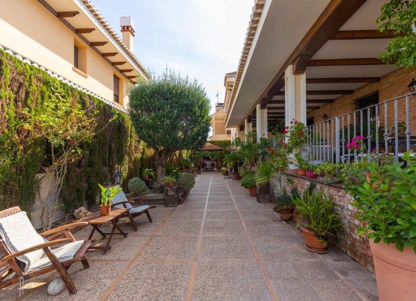 Resale - Villa - Torrevieja - La Veleta