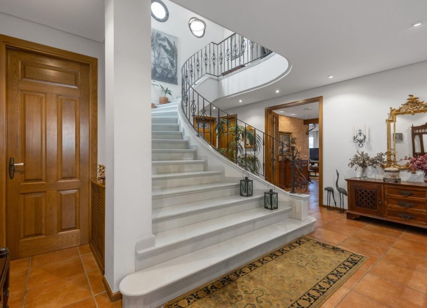 Resale - Villa - Torrevieja - La Veleta