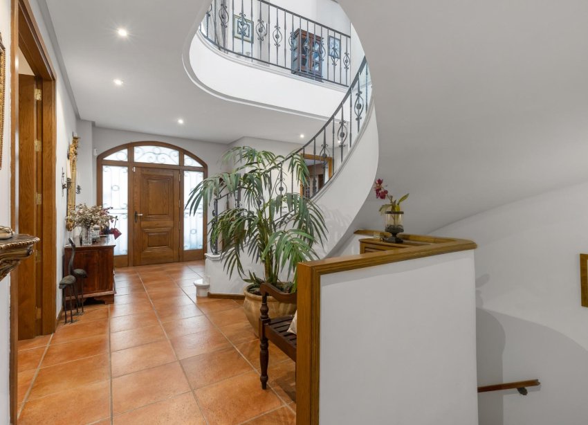 Resale - Villa - Torrevieja - La Veleta