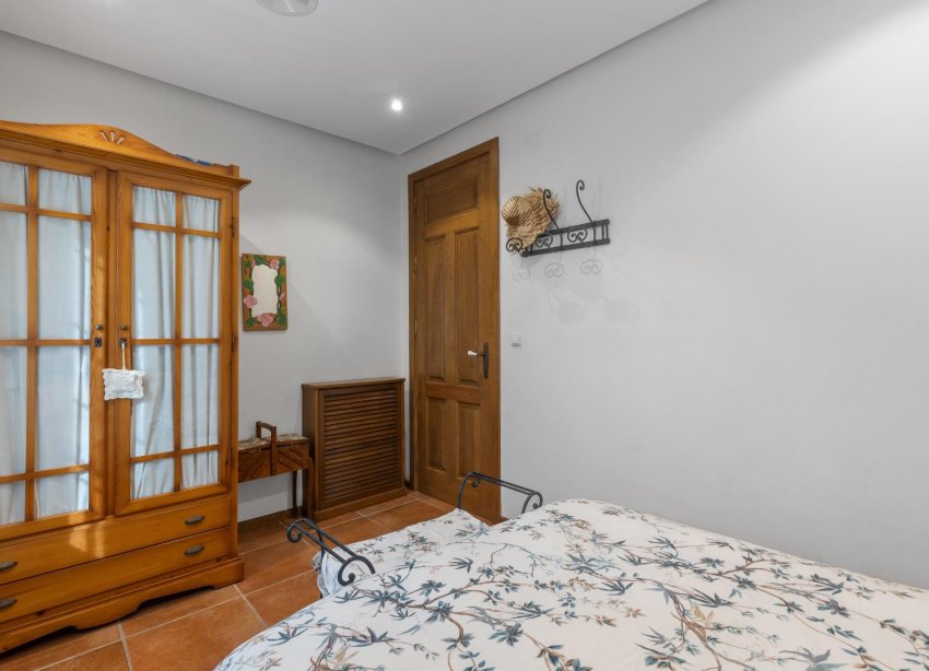 Resale - Villa - Torrevieja - La Veleta