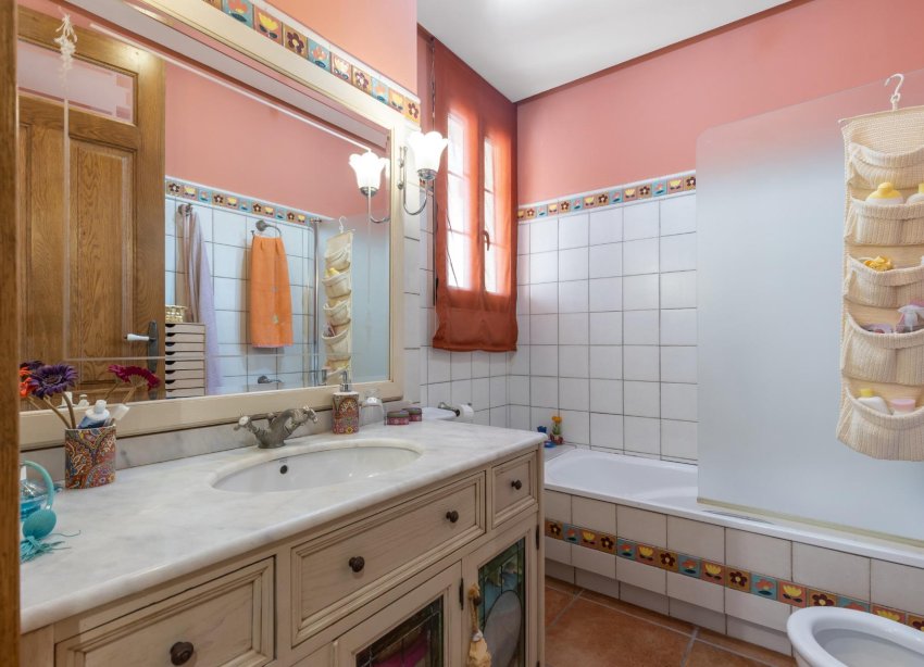 Resale - Villa - Torrevieja - La Veleta