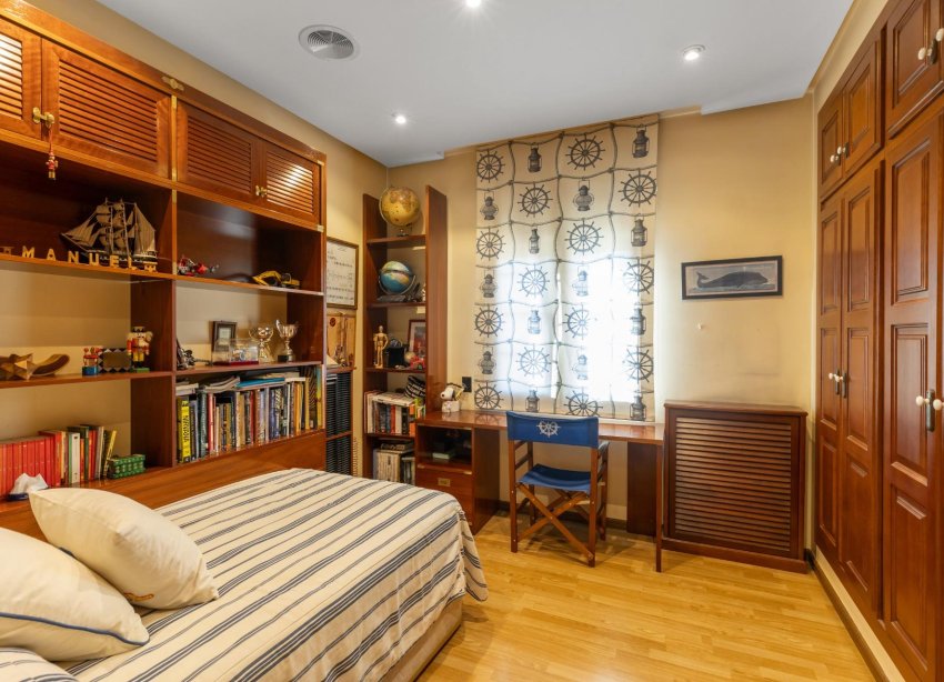 Resale - Villa - Torrevieja - La Veleta