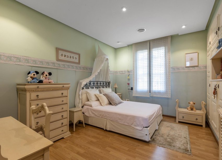 Resale - Villa - Torrevieja - La Veleta