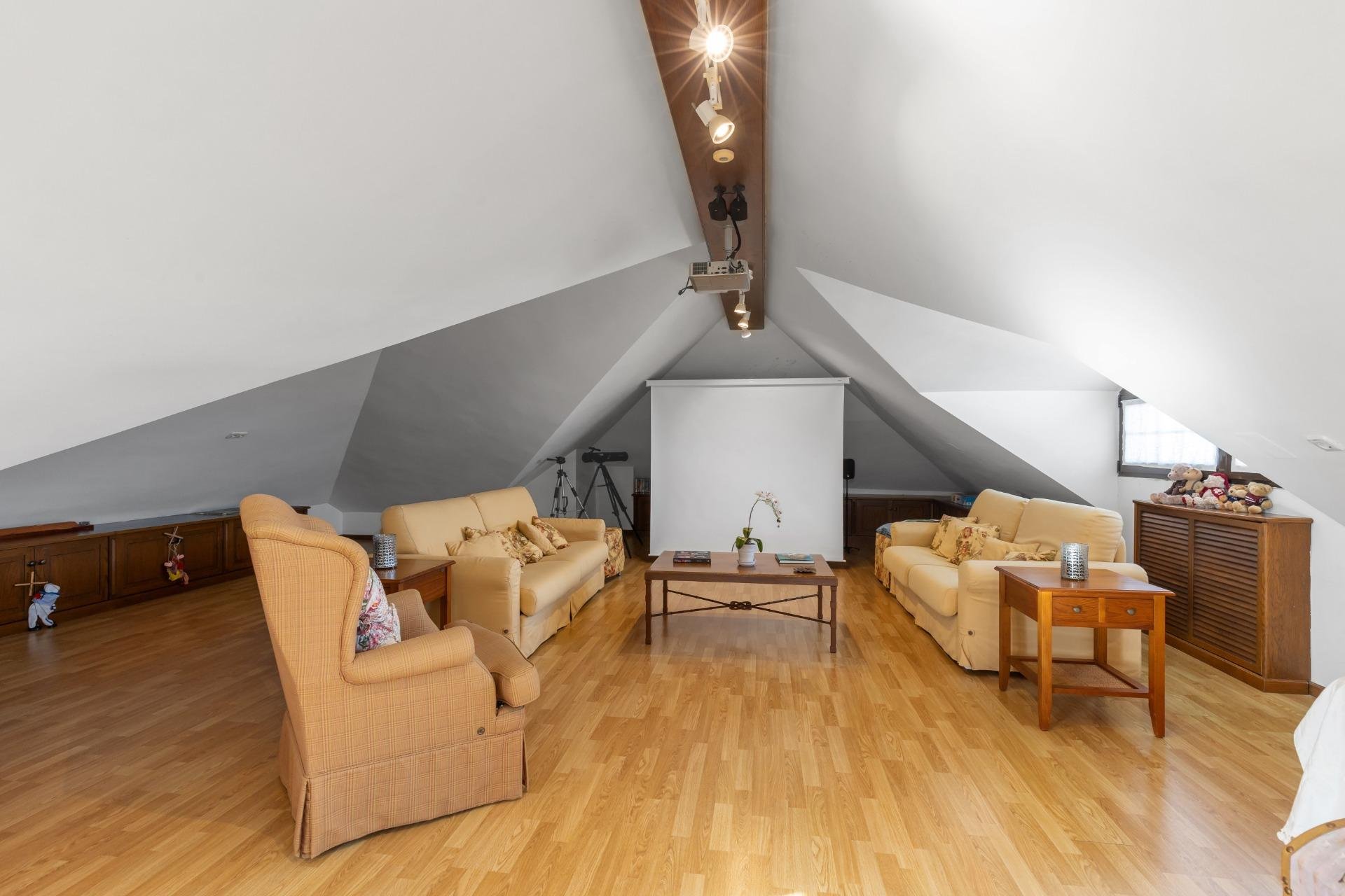 Resale - Villa - Torrevieja - La Veleta