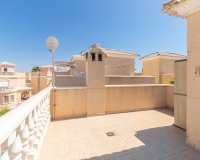 Resale - Villa - Torrevieja - Los altos