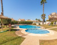 Resale - Villa - Torrevieja - Los altos