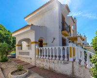 Resale - Villa - Torrevieja - Los altos