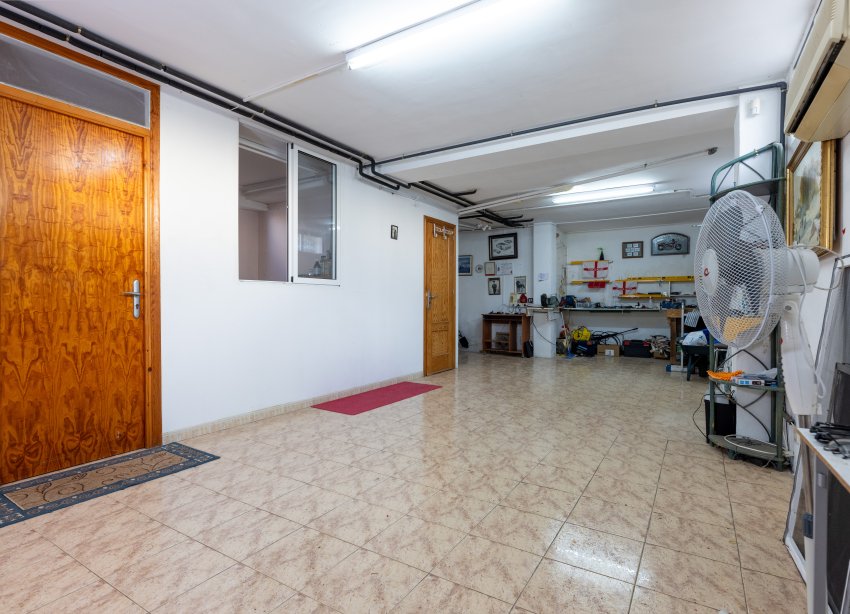 Resale - Villa - Torrevieja - Los Altos