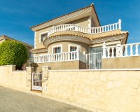 Resale - Villa - Torrevieja - Los Altos