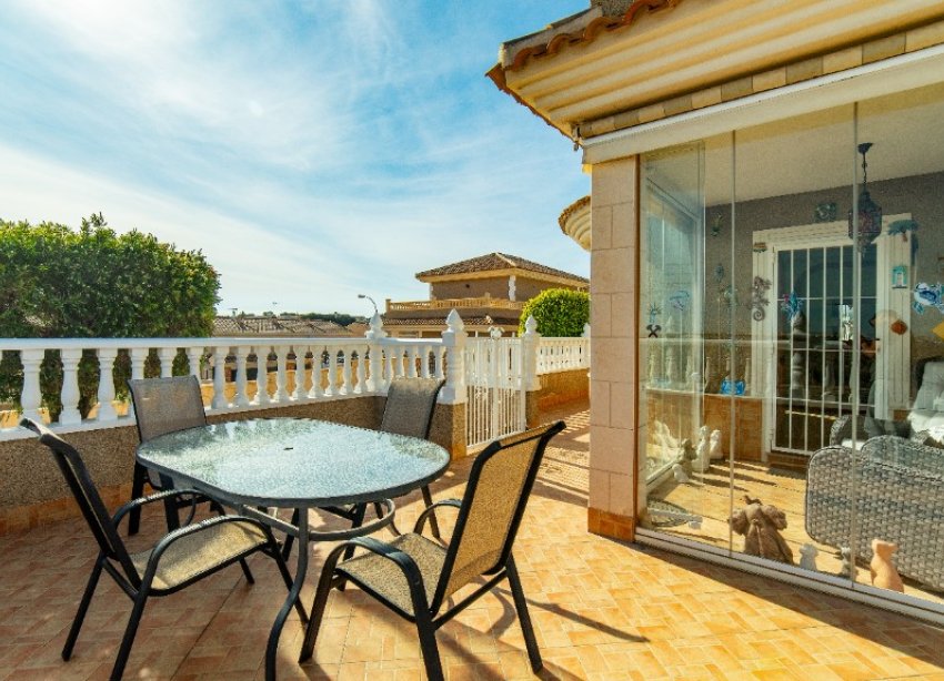 Resale - Villa - Torrevieja - Los Altos