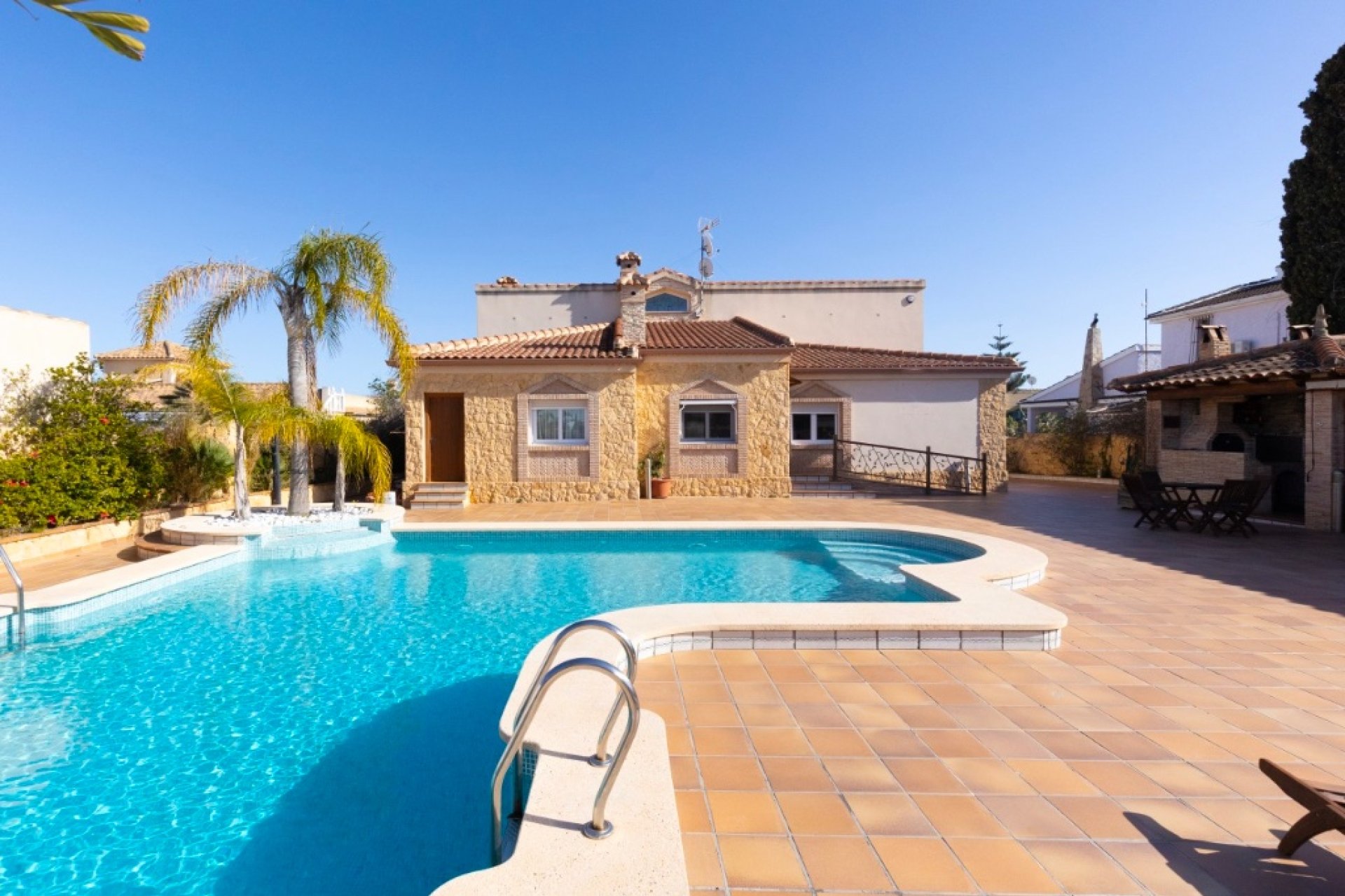 Resale - Villa - Torrevieja - Los Altos