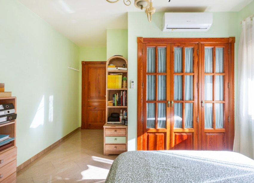 Resale - Villa - Torrevieja - Los Altos