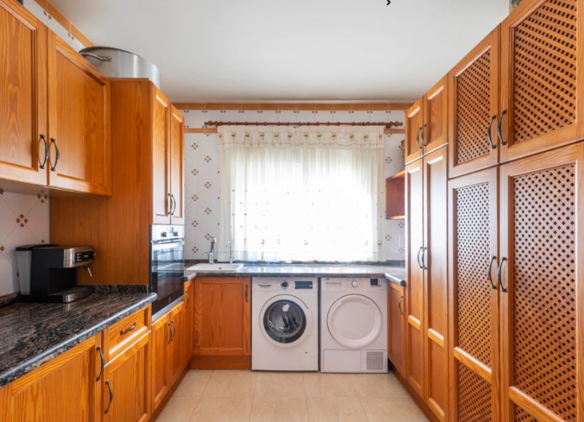 Resale - Villa - Torrevieja - Los Altos