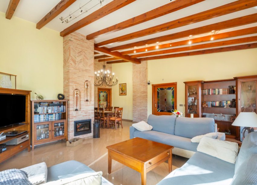 Resale - Villa - Torrevieja - Los Altos