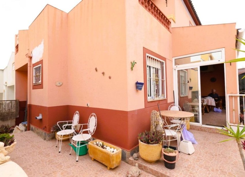 Resale - Villa - Torrevieja - Los Balcones - Los Altos del Edén