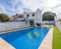 Resale - Villa - Torrevieja - Los Balcones - Los Altos del Edén