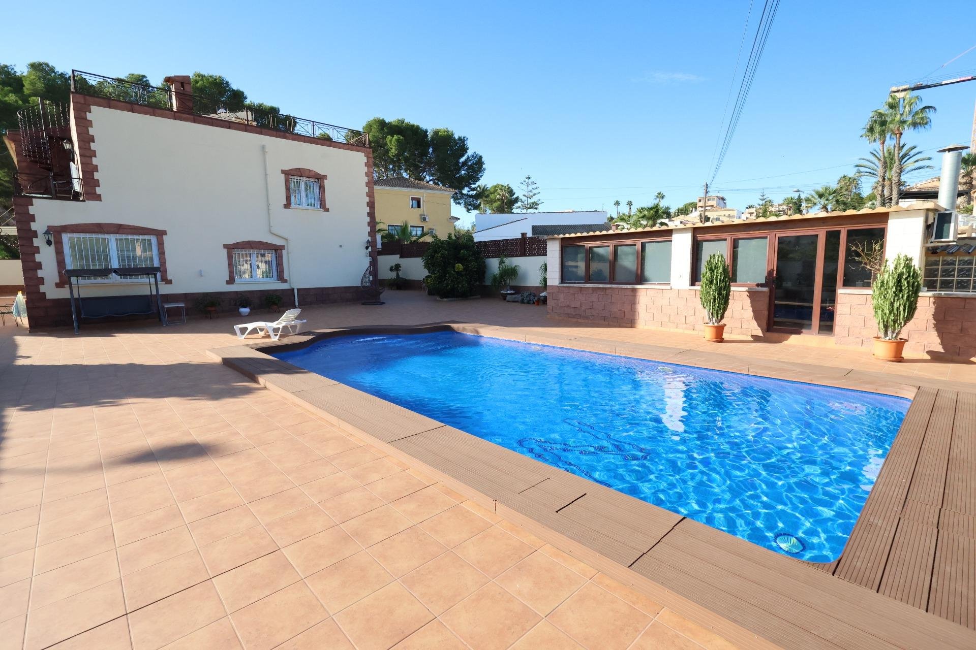 Resale - Villa - Torrevieja - Los Balcones - Los Altos del Edén