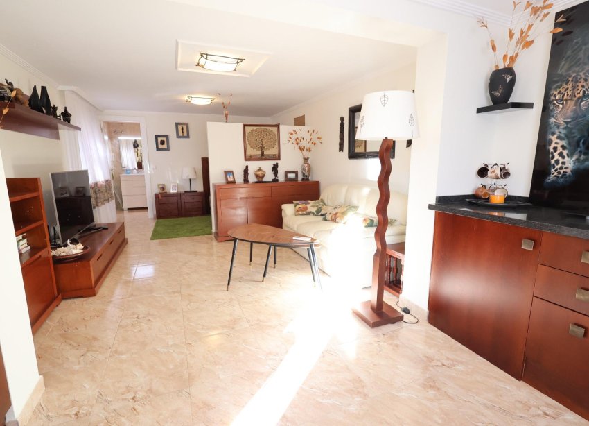 Resale - Villa - Torrevieja - Los Balcones - Los Altos del Edén