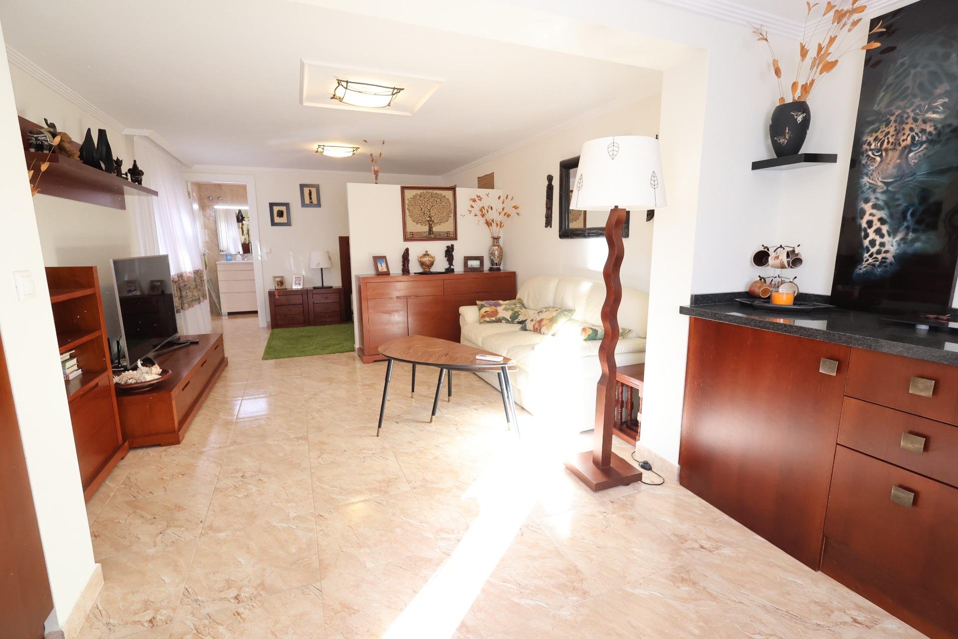 Resale - Villa - Torrevieja - Los Balcones - Los Altos del Edén