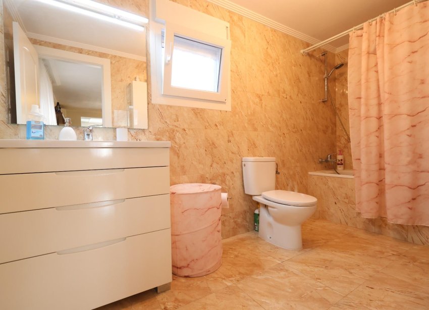 Resale - Villa - Torrevieja - Los Balcones - Los Altos del Edén