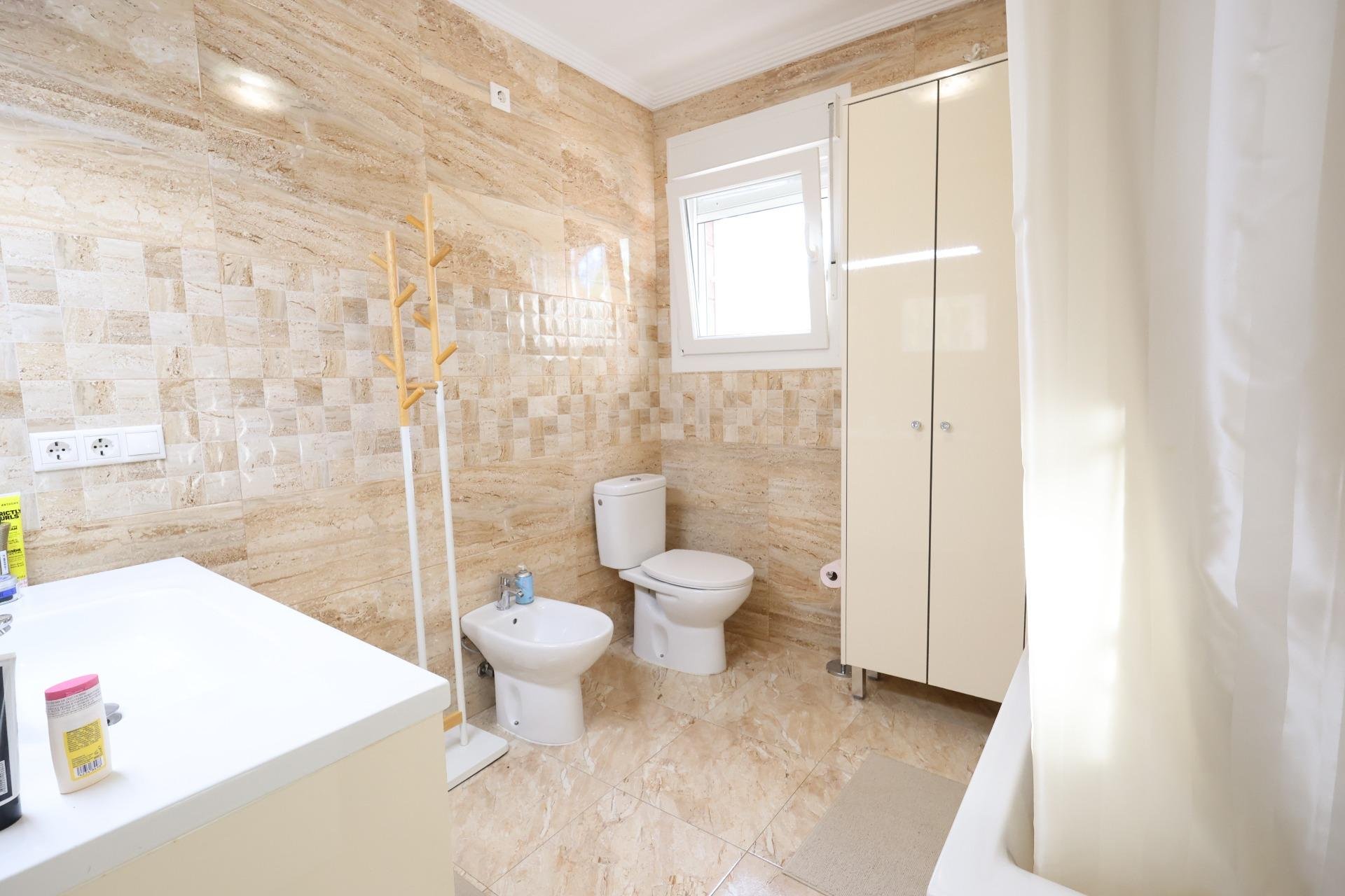 Resale - Villa - Torrevieja - Los Balcones - Los Altos del Edén