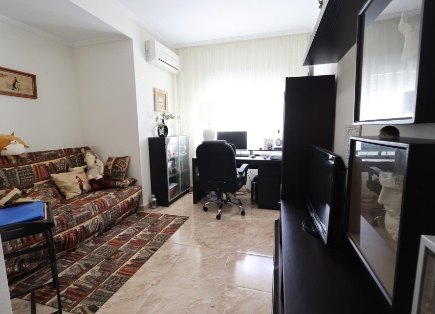 Resale - Villa - Torrevieja - Los Balcones - Los Altos del Edén