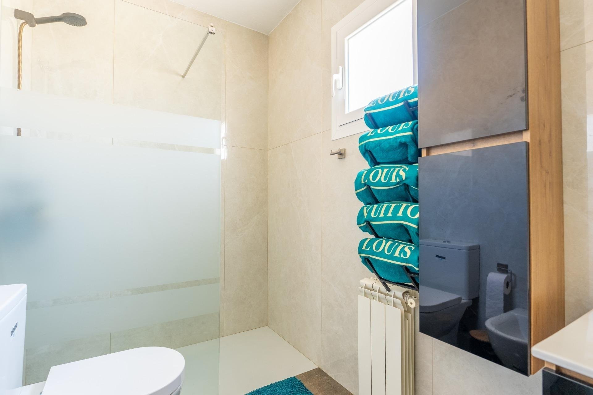 Resale - Villa - Torrevieja - Los Balcones - Los Altos del Edén