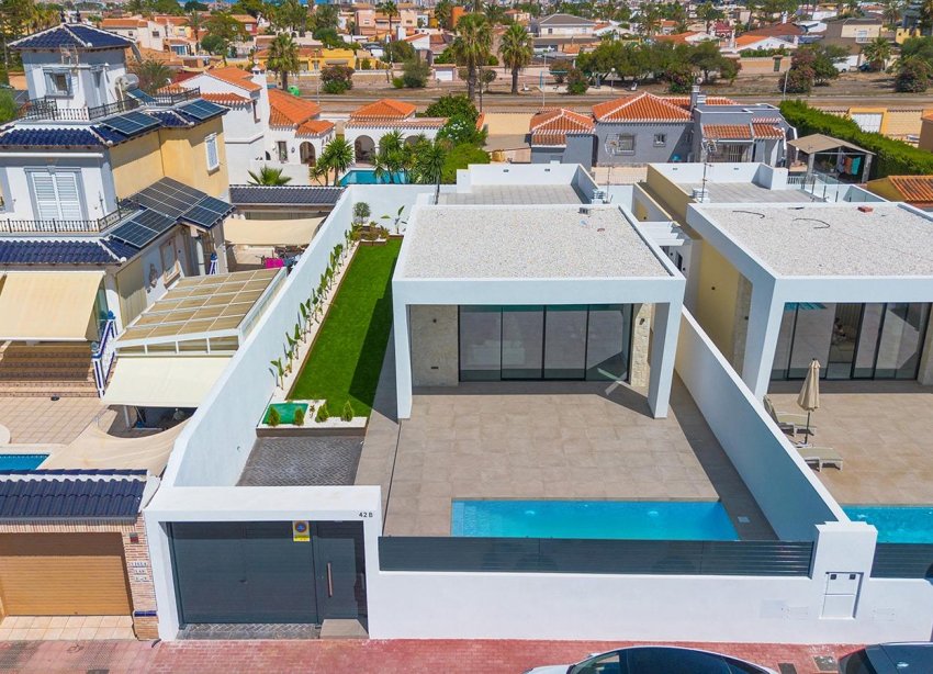 Resale - Villa - Torrevieja - Los Balcones - Los Altos del Edén