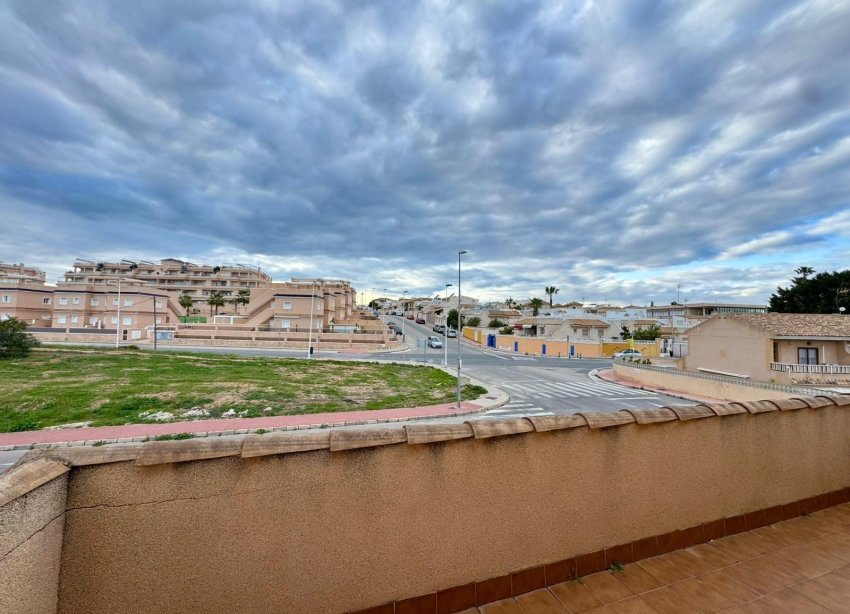 Resale - Villa - Torrevieja - Los Balcones - Los Altos del Edén