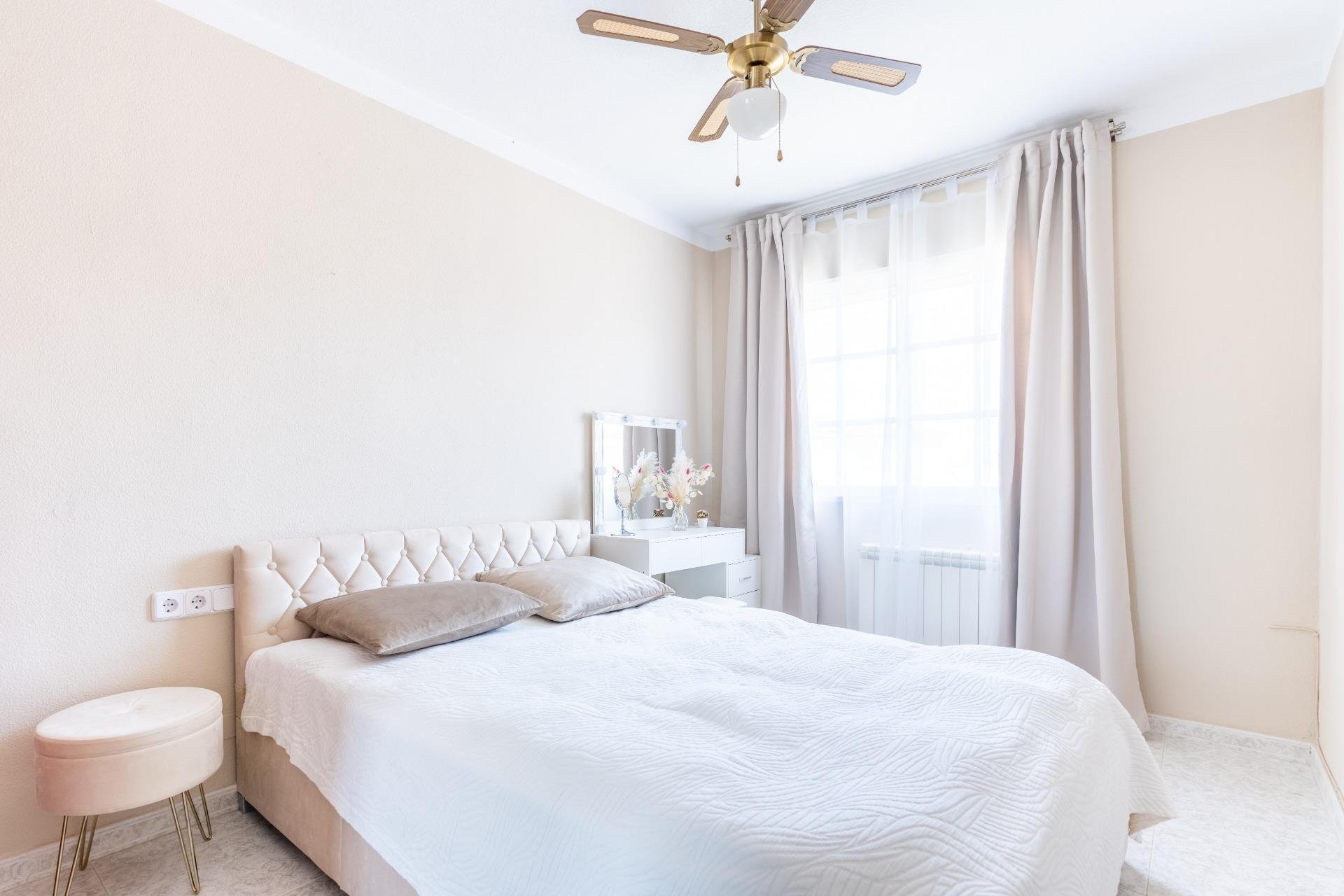 Resale - Villa - Torrevieja - Los Balcones - Los Altos del Edén